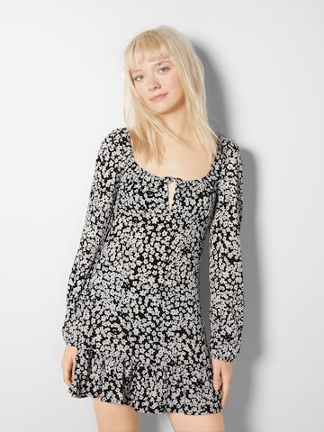 Bershka Dress in Black: front