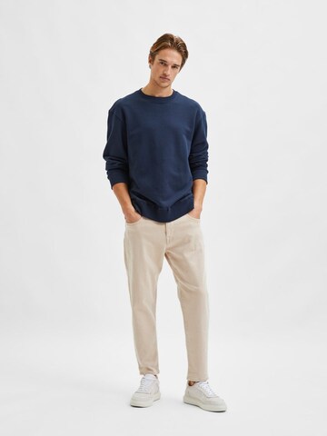SELECTED HOMME Tapered Jeans in Beige