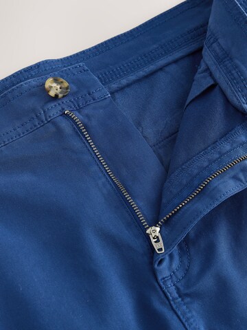 Regular Jean à pince Next en bleu