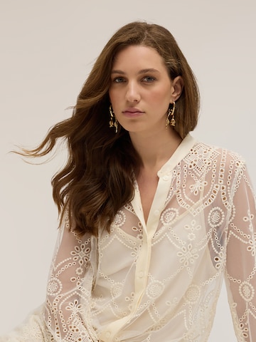 MOTIVI - Vestido en blanco
