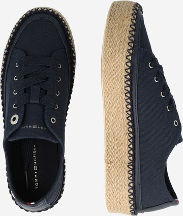 Sneaker low de la TOMMY HILFIGER pe albastru