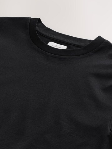 Next Shirt in Black