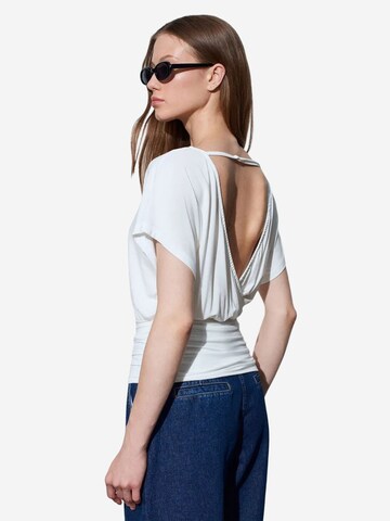 Dilvin T-Shirt in Weiß