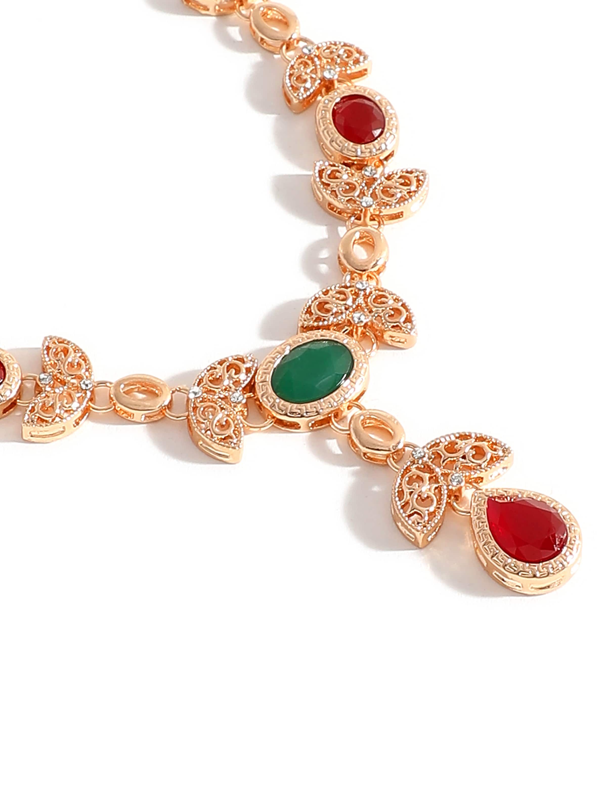 SOHI Smykkesæt ' Aarju ' i guld