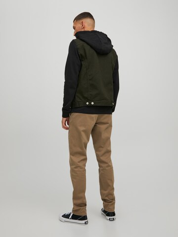 JACK & JONES سترة غير رسمية 'TALVIN' بلون أخضر