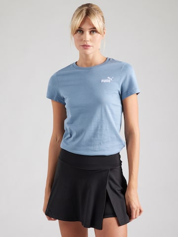 PUMA Λειτουργικό μπλουζάκι 'ESS Small No. 1' σε μπλε: μπροστά