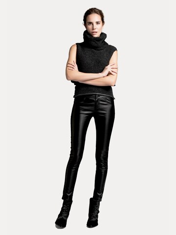 VESPUCCI BY VSP Slim fit Trousers 'Anais' in Black