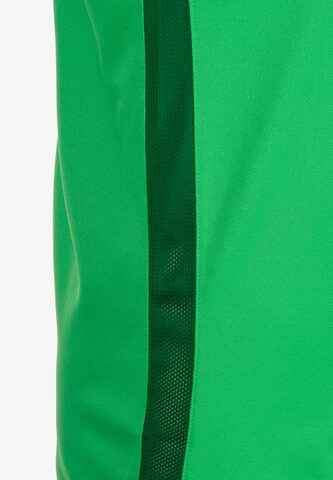 T-Shirt fonctionnel 'Dry Academy 18' NIKE en vert