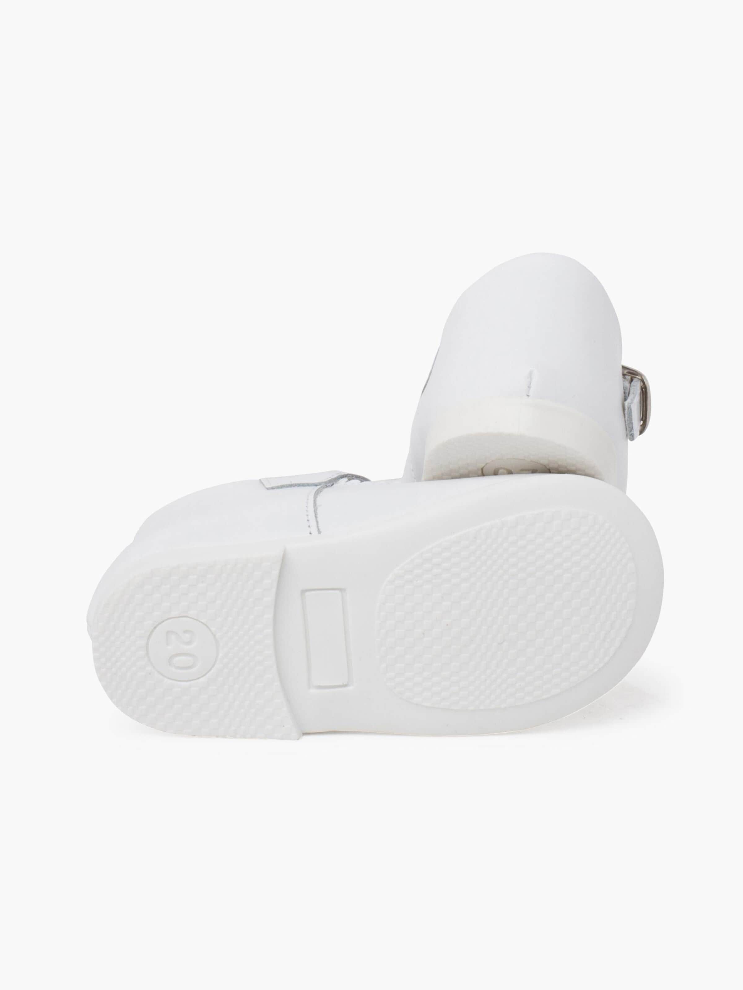 Pisamonas - Sapato baixo em branco