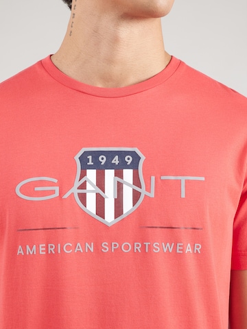 GANT Тениска в червено