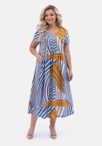 Wisell Dress in Blue: front