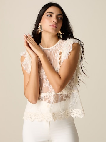 Camicia da donna di oltre in bianco