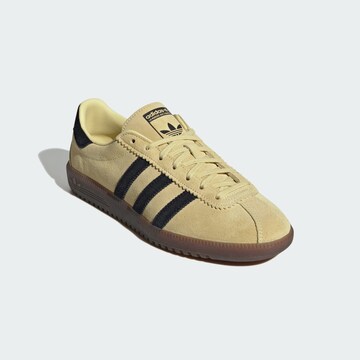 ADIDAS ORIGINALS Σνίκερ χαμηλό 'Bermuda' σε κίτρινο
