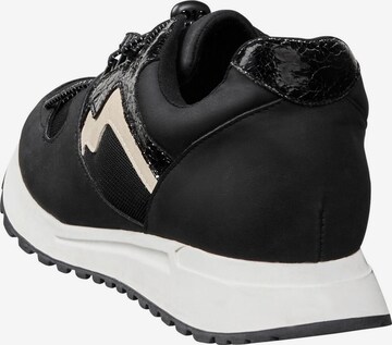 SHEEGO Sneakers in Black