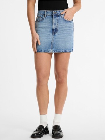 GUESS Skirt in Blue: front