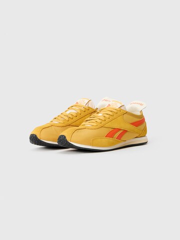 Reebok Sneakers 'R400' in Gold