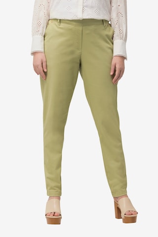 Ulla Popken Tapered Pants in Green: front