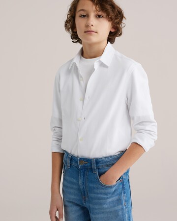 WE Fashion Regular fit Button up shirt in White: front