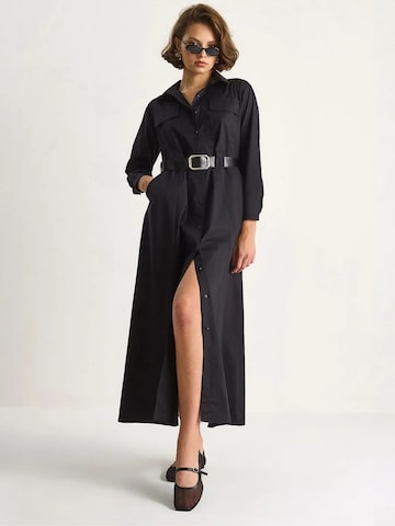 Bianco Lucci Blousejurk in Zwart: voorkant