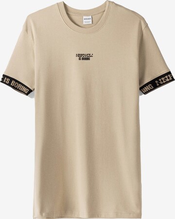 T-Shirt Bershka en beige : devant