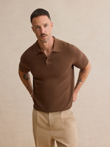 DAN FOX APPAREL Shirt 'Tristan' in Brown: front