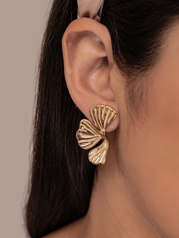 Hey Happiness Ohrringe 'Ginkgo Leaf' in Gold: Vorderseite