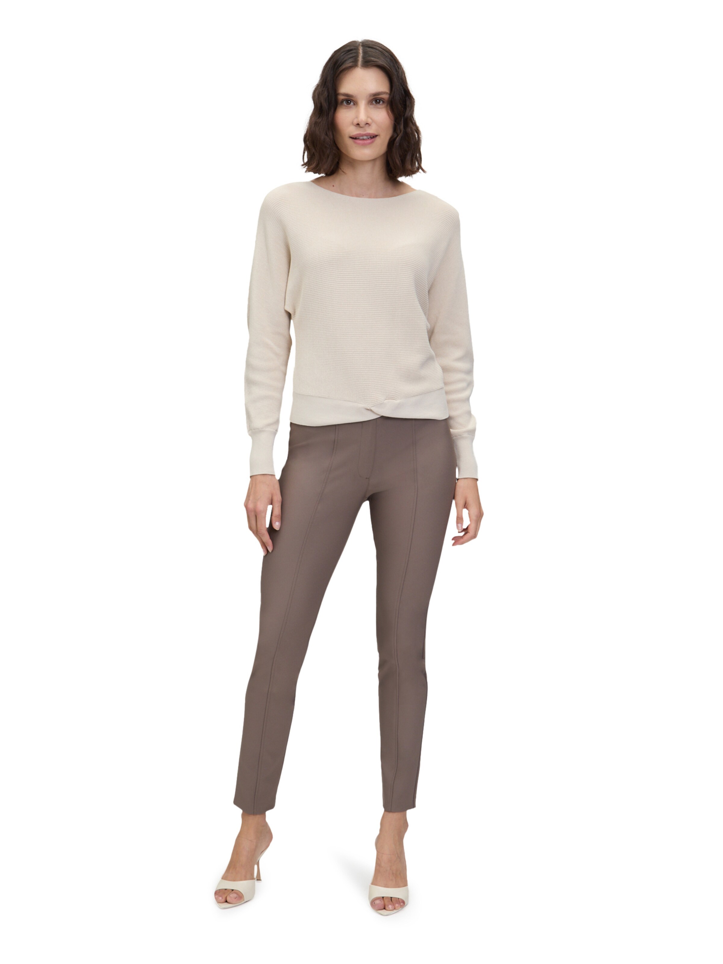 Betty Barclay Slim fit Trousers in Brown