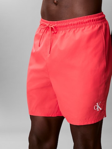 Shorts de bain Calvin Klein Swimwear en rose