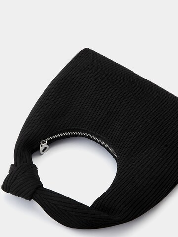 Pull&Bear Handtasche in Schwarz