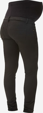 MAMALICIOUS Slimfit Jeans 'JULIANE' in Schwarz