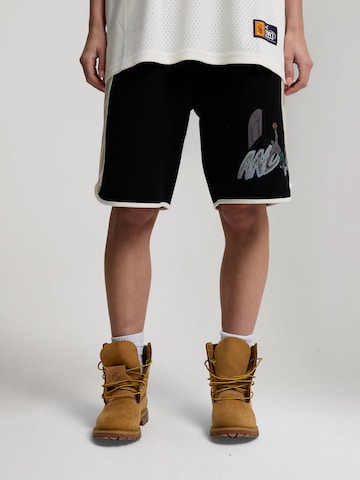 AND1 Широка кройка Панталон 'Camo Dunk' в черно