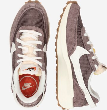 Sneaker low 'Waffle Debut' de la Nike Sportswear pe maro