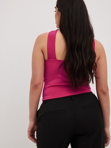 NA-KD Top in Pink