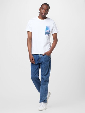 Tricou de la ESPRIT pe alb
