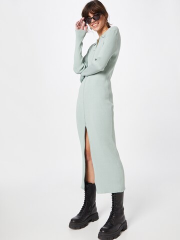 Robe 'Riana' WEEKDAY en vert