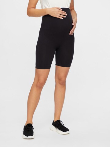 MAMALICIOUS Skinny Shorts 'Tia Jeanne' in Schwarz: predná strana