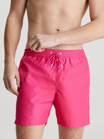 Shorts de bain Calvin Klein Swimwear en rose