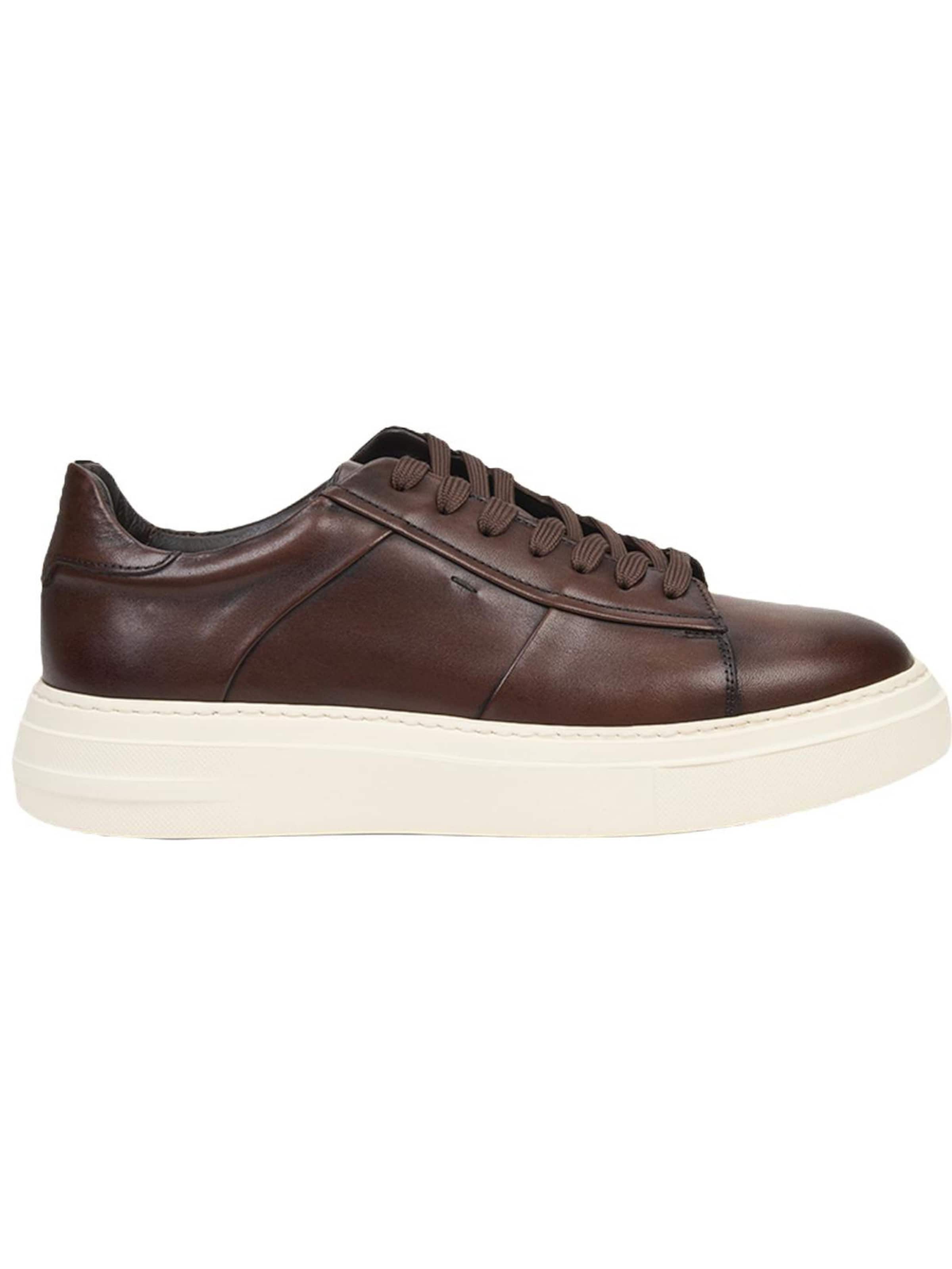 Desa - Zapatillas deportivas bajas 'Schnürschuhe' en marrón: frente