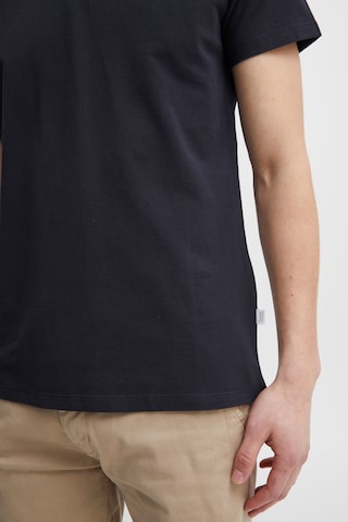 T-Shirt 'Tristan' Casual Friday en bleu
