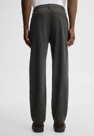 STRELLSON Regular Trousers in Grey