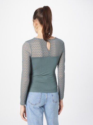 ABOUT YOU Shirt 'Tela' in Groen