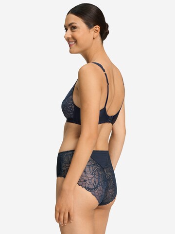 Hanro T-shirt Bra ' Azelia ' in Blue