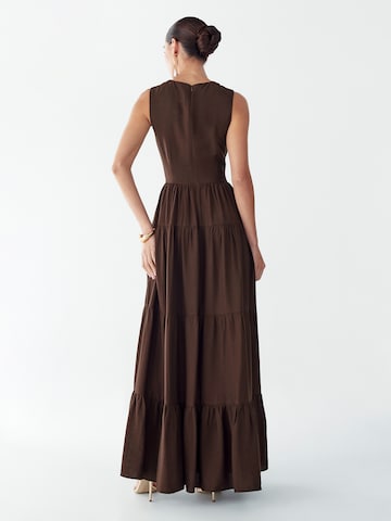 St MRLO Šaty 'Elowyn' – hnědá