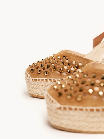 Alhamas - Sapatos abertos atrás 'Alpargata Cuña 10 cm' em bege