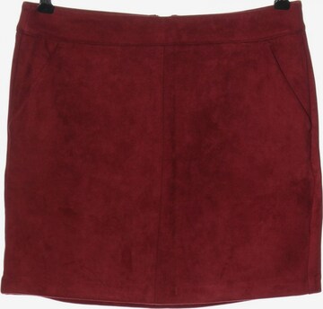 VERO MODA Skirt in S in Red: front