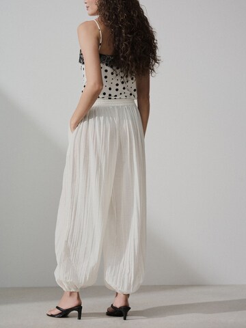 Barrel Pantaloni largi de la Next pe bej