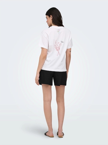 ONLY Regularen Hlače z naborki 'ONLITA' | črna barva