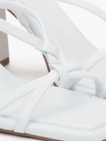 Estro Sandal '2238-2' in White