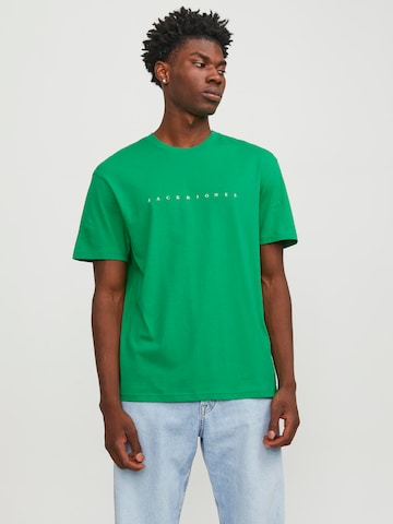 T-Shirt 'STAR' JACK & JONES en vert : devant