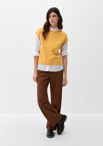 s.Oliver Sweater in Yellow